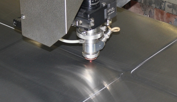 Лазерная резка - это технологическая операция по резке и раскрою металла